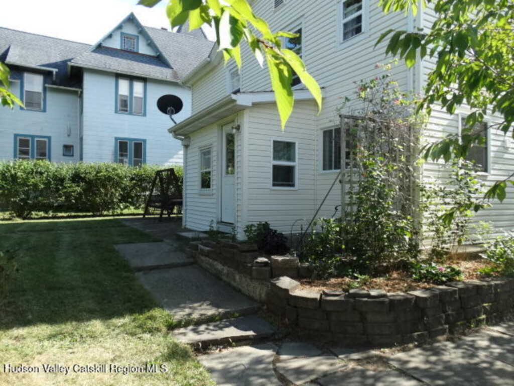 75 Washington Avenue, Saugerties, NY 12477 - Photo 29 of 31