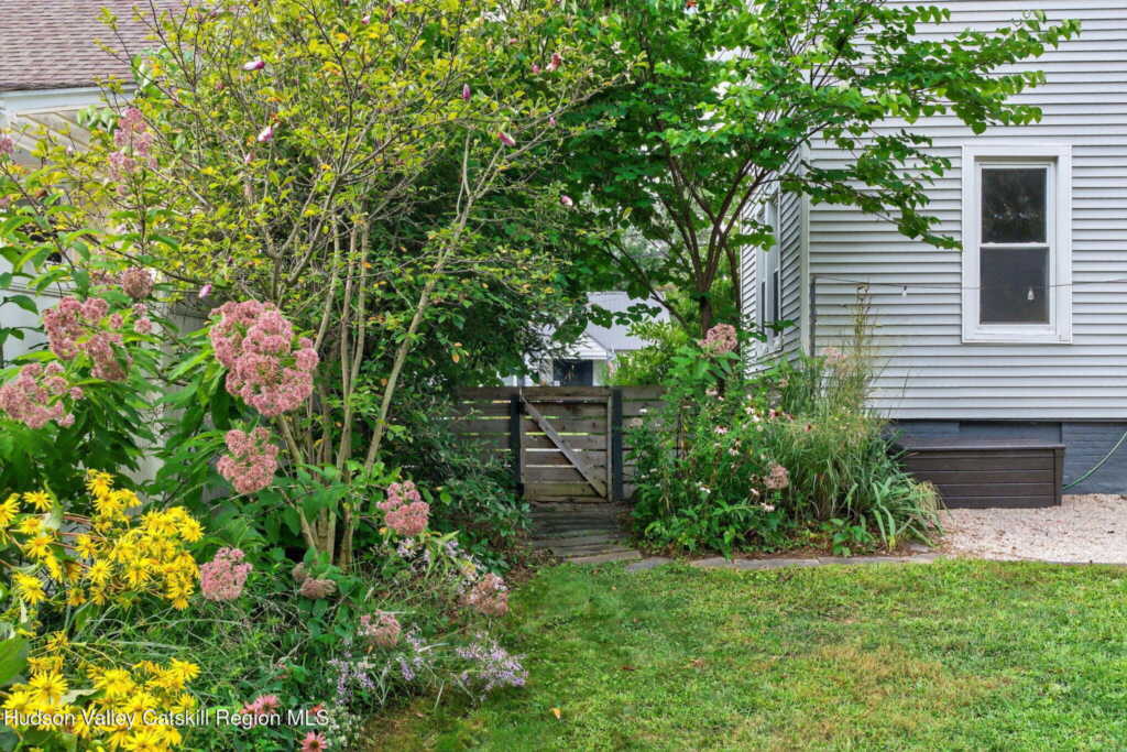 354 Wall Street, Kingston, NY 12401 - Photo 22 of 30