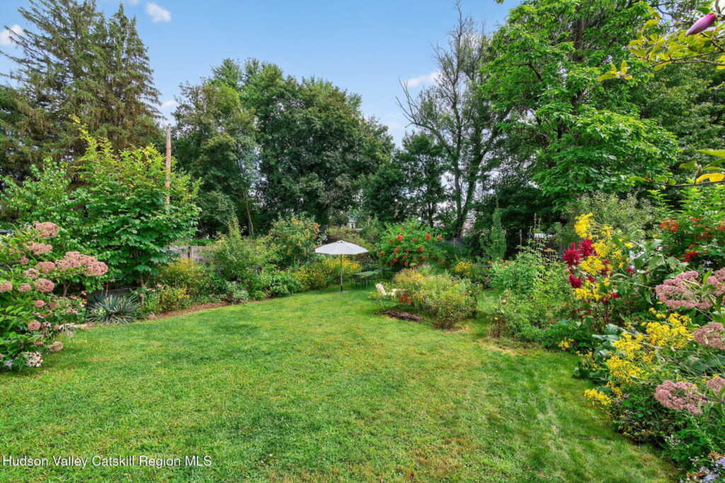 354 Wall Street, Kingston, NY 12401 - Photo 23 of 30