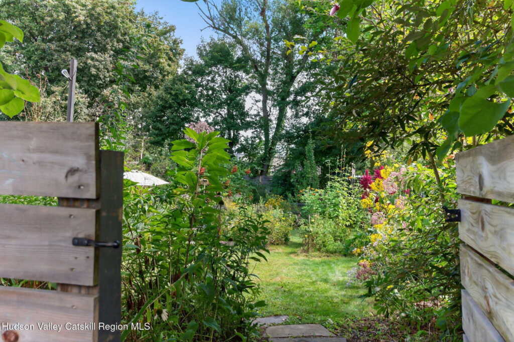 354 Wall Street, Kingston, NY 12401 - Photo 27 of 30