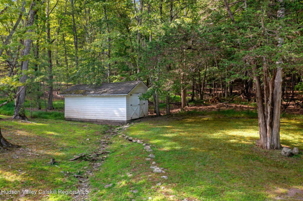 2320 Glasco Turnpike Turnpike, Woodstock, NY 12498 - Photo 30 of 39