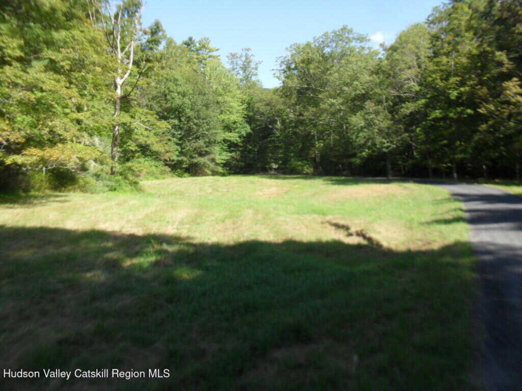 2320 Glasco Turnpike Turnpike, Woodstock, NY 12498 - Photo 37 of 39