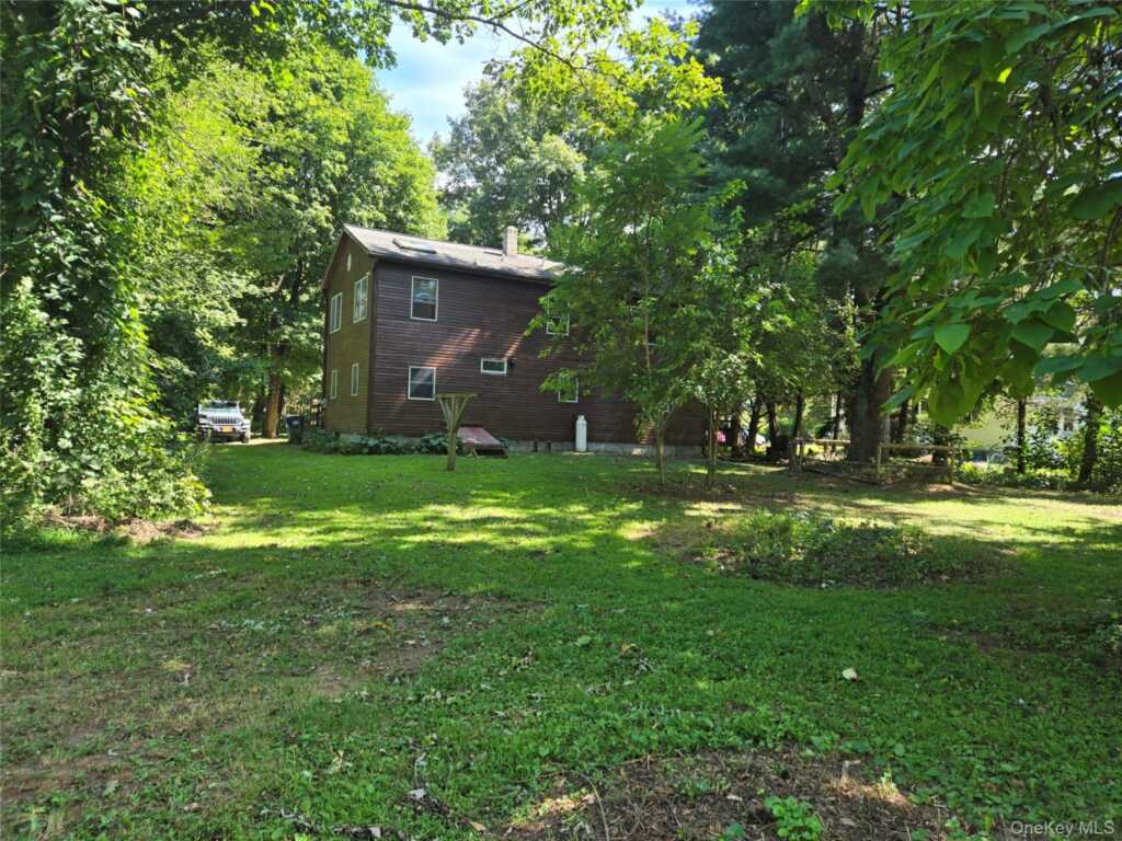 319 Sepasco Lake Road, Rhinebeck, NY 12572 - Photo 23 of 34
