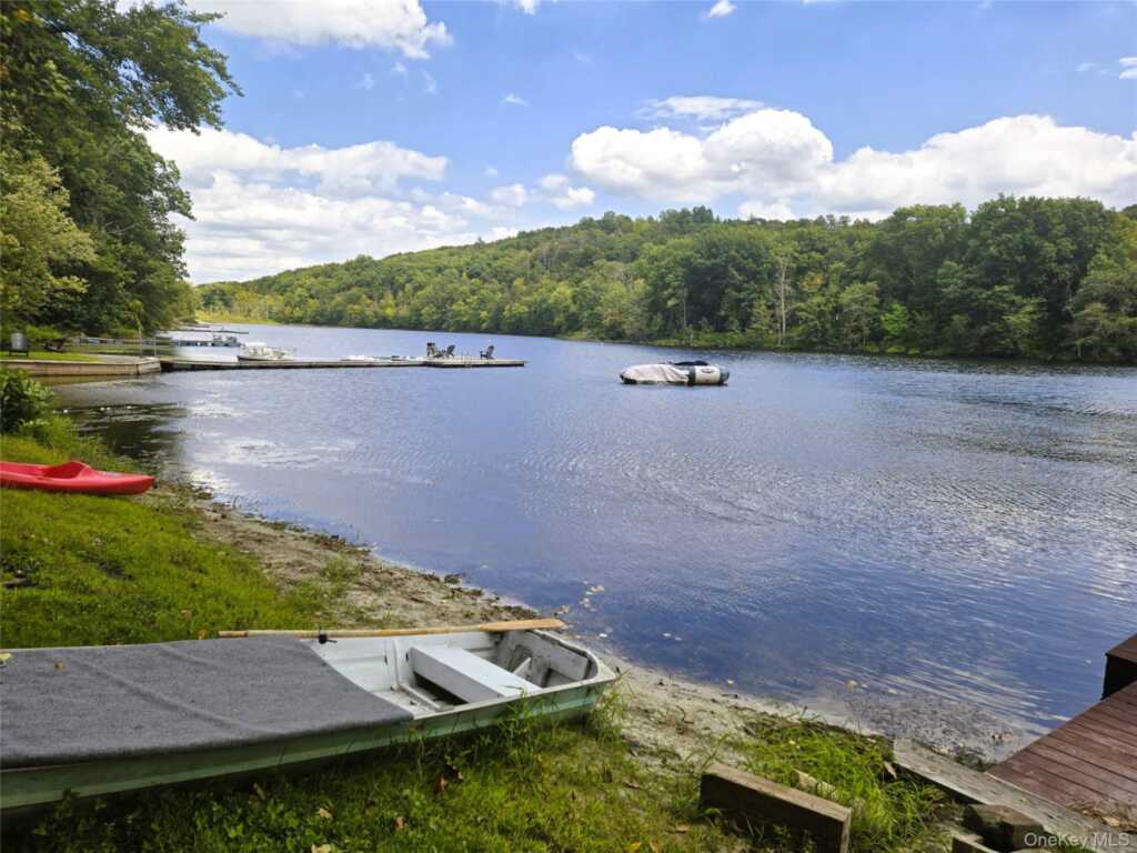 319 Sepasco Lake Road, Rhinebeck, NY 12572 - Photo 33 of 34