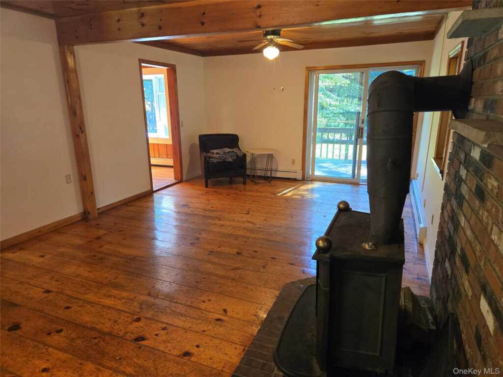 319 Sepasco Lake Road, Rhinebeck, NY 12572 - Photo 9 of 34