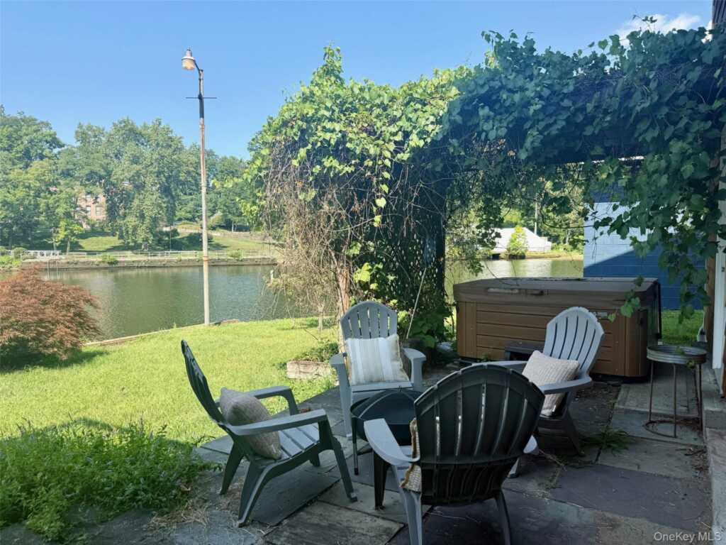 78 Lighthouse Drive, Saugerties, NY 12477 - Photo 25 of 29
