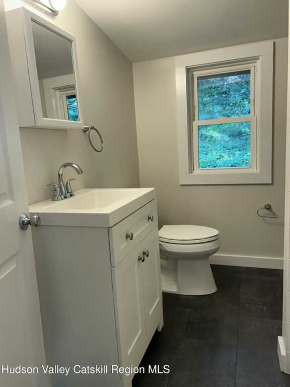21 Jackson Hill Road, Saugerties, NY 12477 - Photo 8 of 15