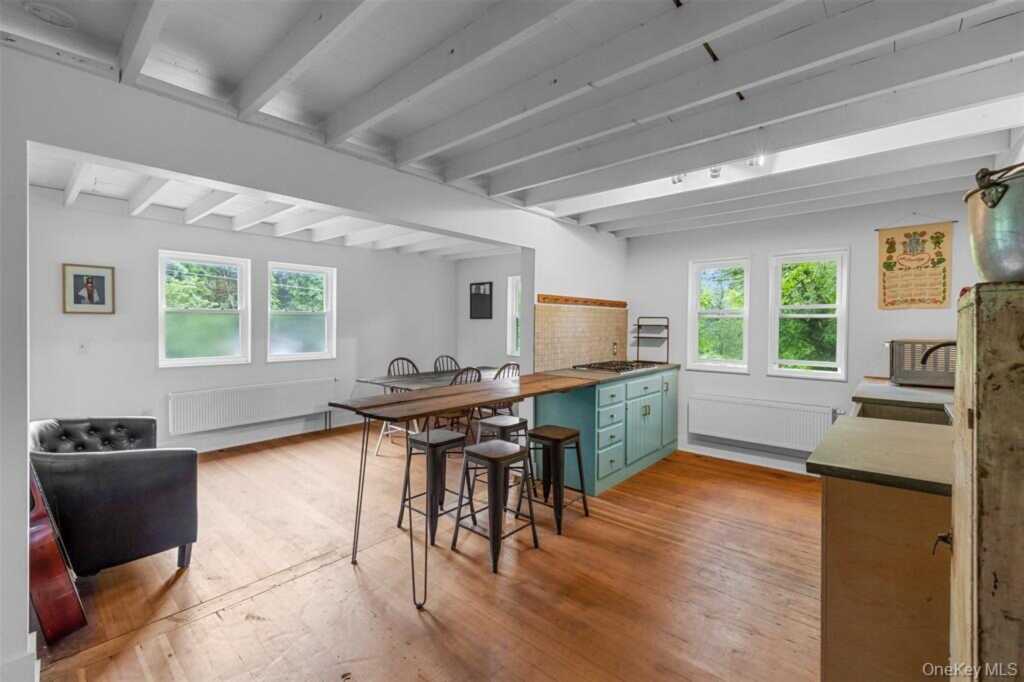 27 Amato Lane, New Paltz, NY 12528 - Photo 6 of 25