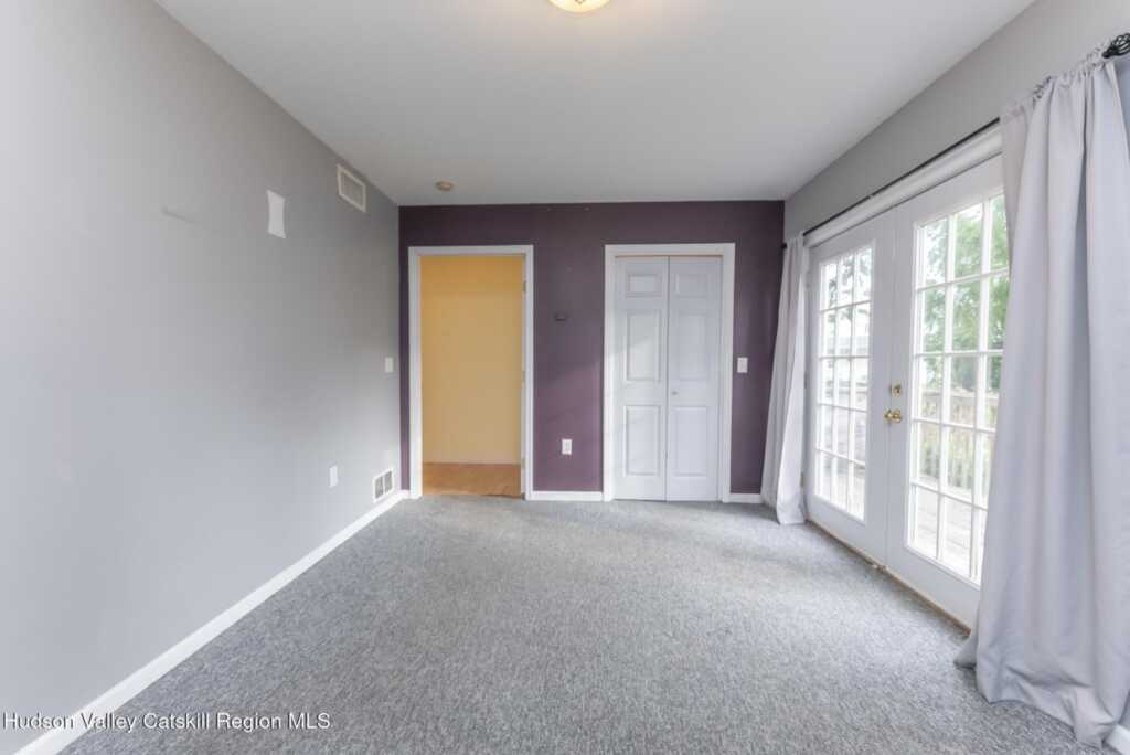 196 Foxhall Avenue, Kingston, NY 12401 - Photo 17 of 41