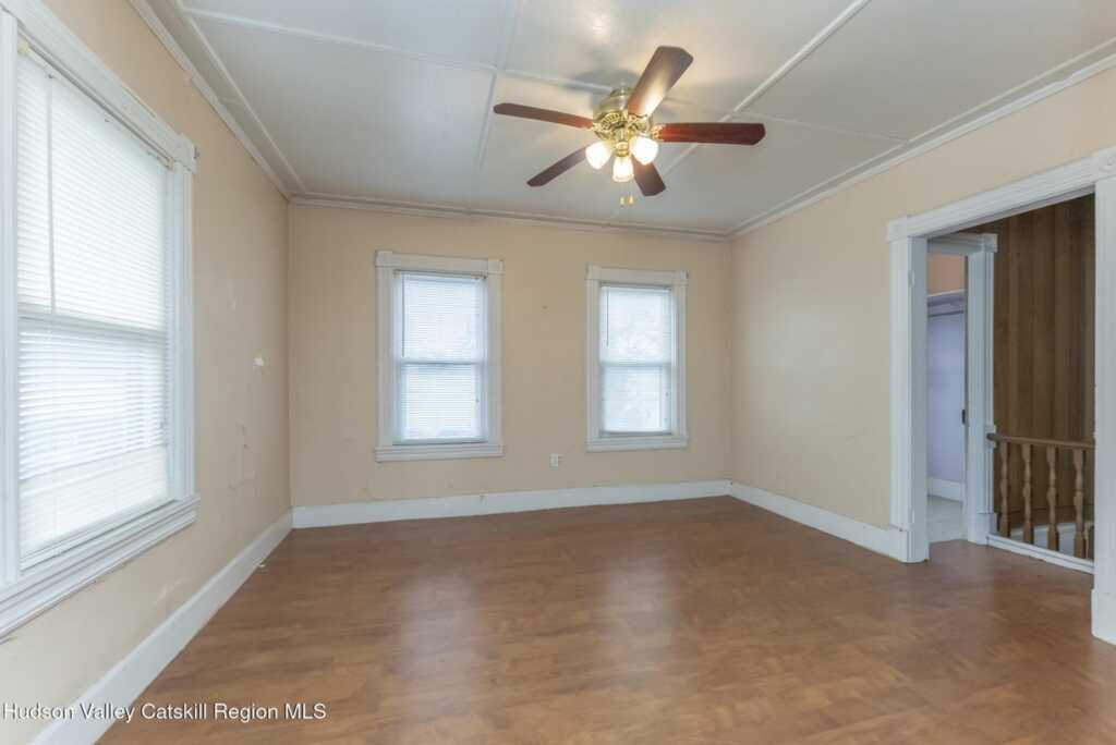 196 Foxhall Avenue, Kingston, NY 12401 - Photo 25 of 41