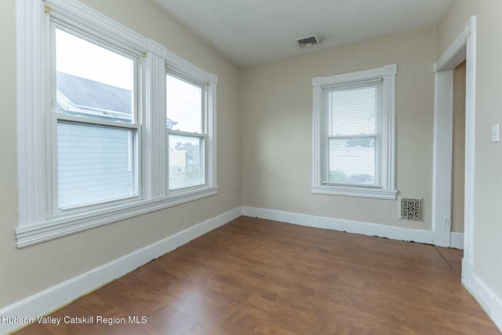 196 Foxhall Avenue, Kingston, NY 12401 - Photo 31 of 41