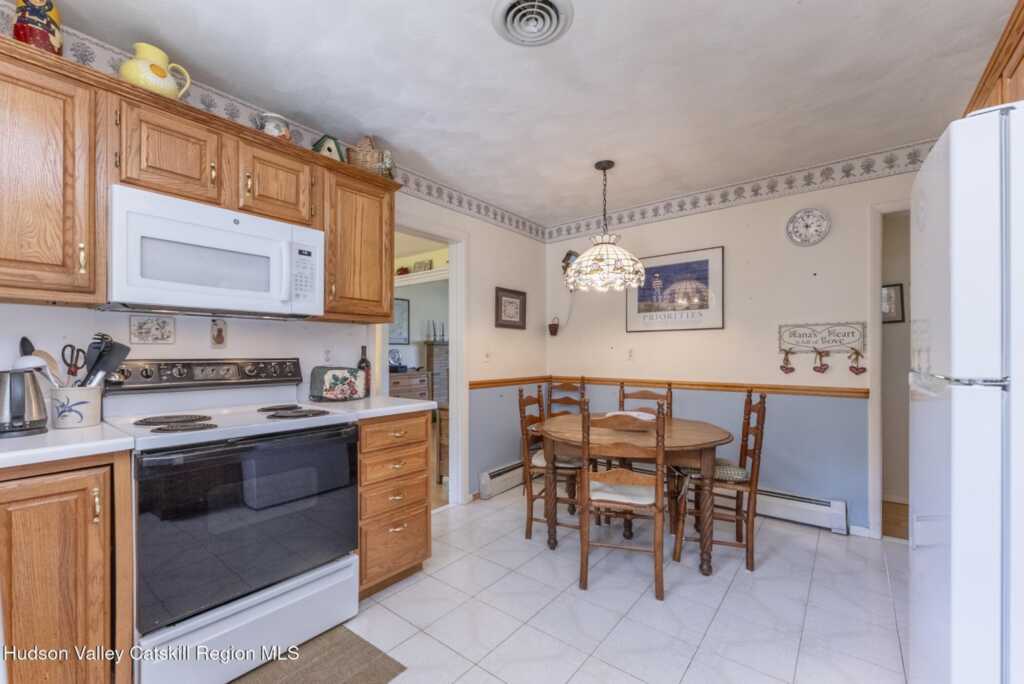 70 Ringtop Road, Kingston, NY 12401 - Photo 16 of 48