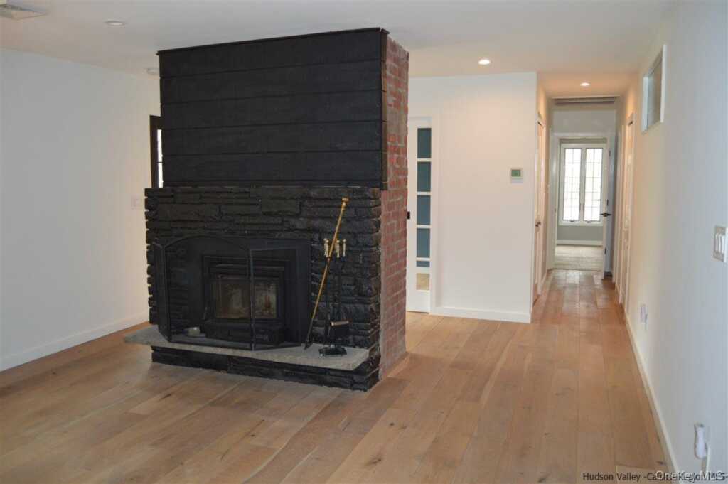 18 Marko Grove, Woodstock, NY 12498 - Photo 5 of 24