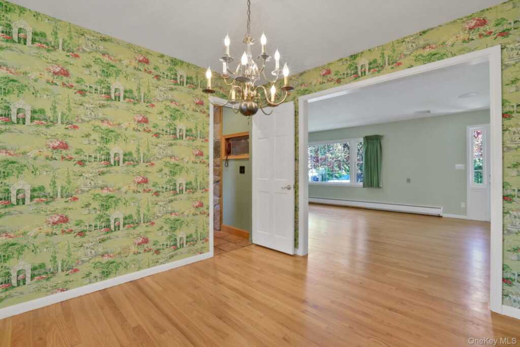 1041 Pine Place, Kingston, NY 12401 - Photo 7 of 25