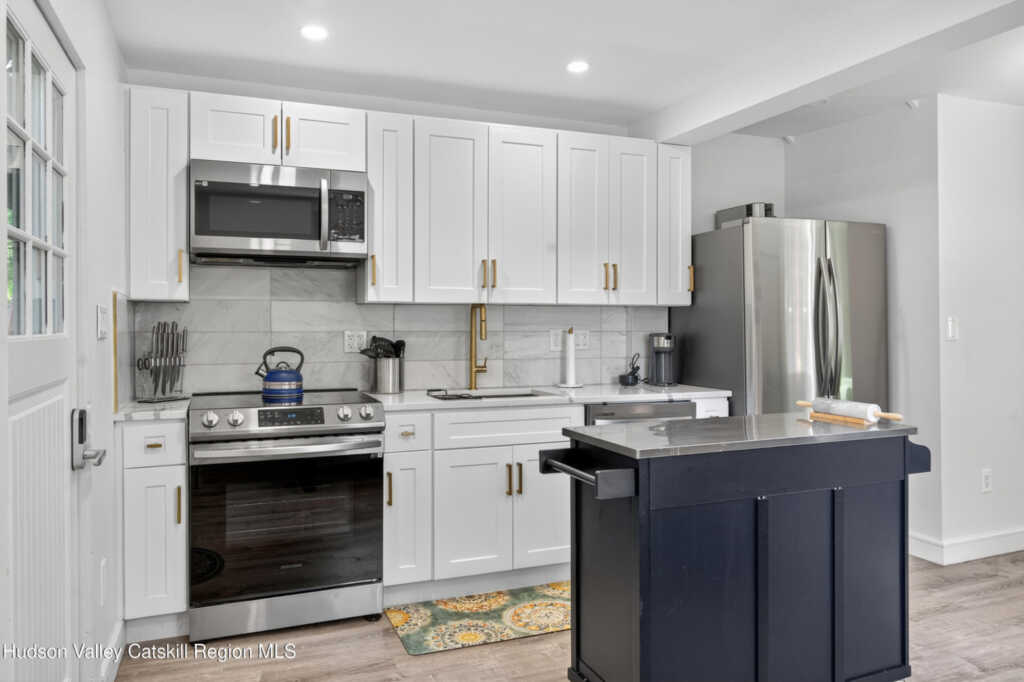 293 Main Street, Unit #2, Rosendale, NY 12472 - Photo 5 of 23