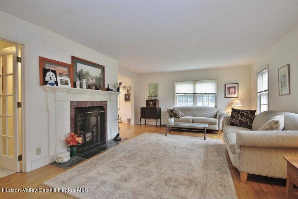 2586 Lucas Turnpike, High Falls, NY 12440 - Photo 17 of 30