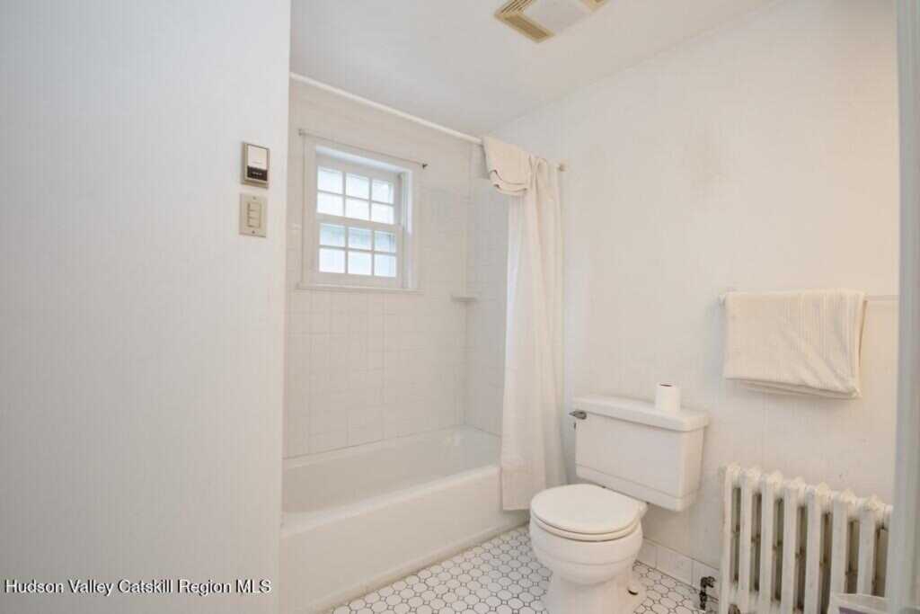 2586 Lucas Turnpike, High Falls, NY 12440 - Photo 27 of 30
