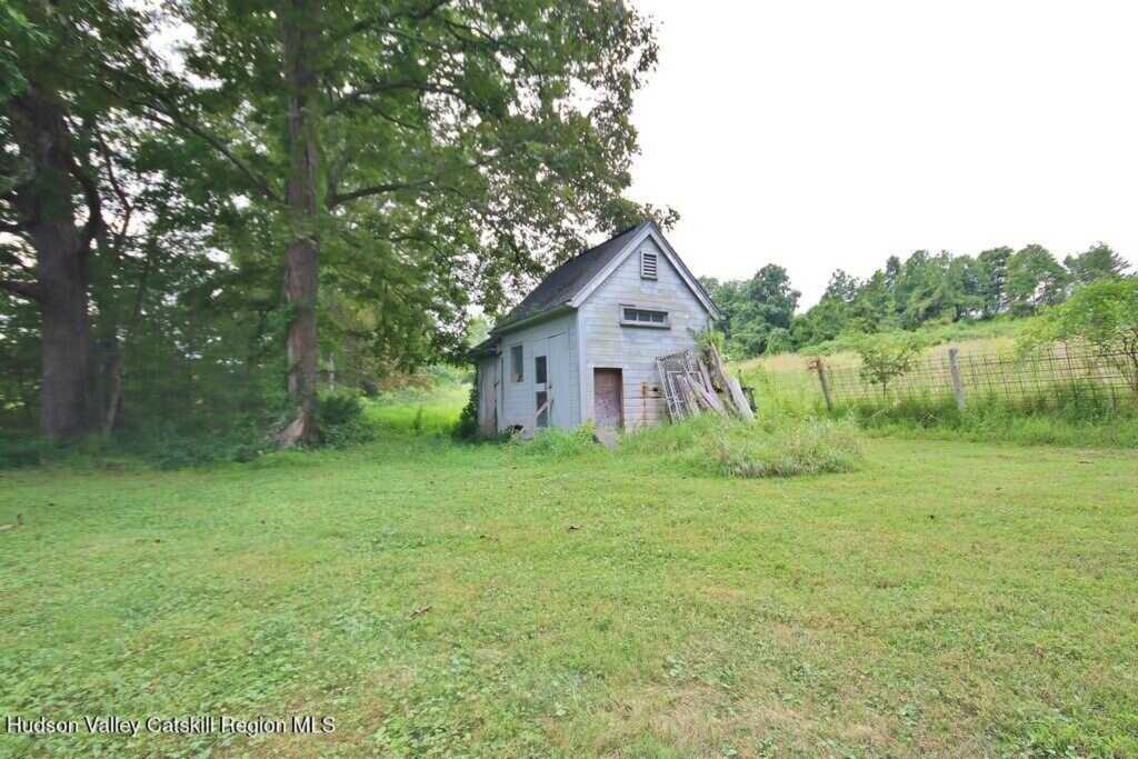 2586 Lucas Turnpike, High Falls, NY 12440 - Photo 7 of 30