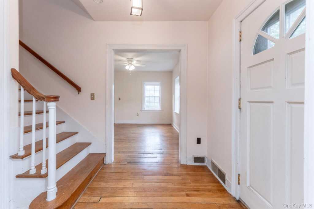 12 Zandhoek Road, Hurley, NY 12443 - Photo 5 of 50