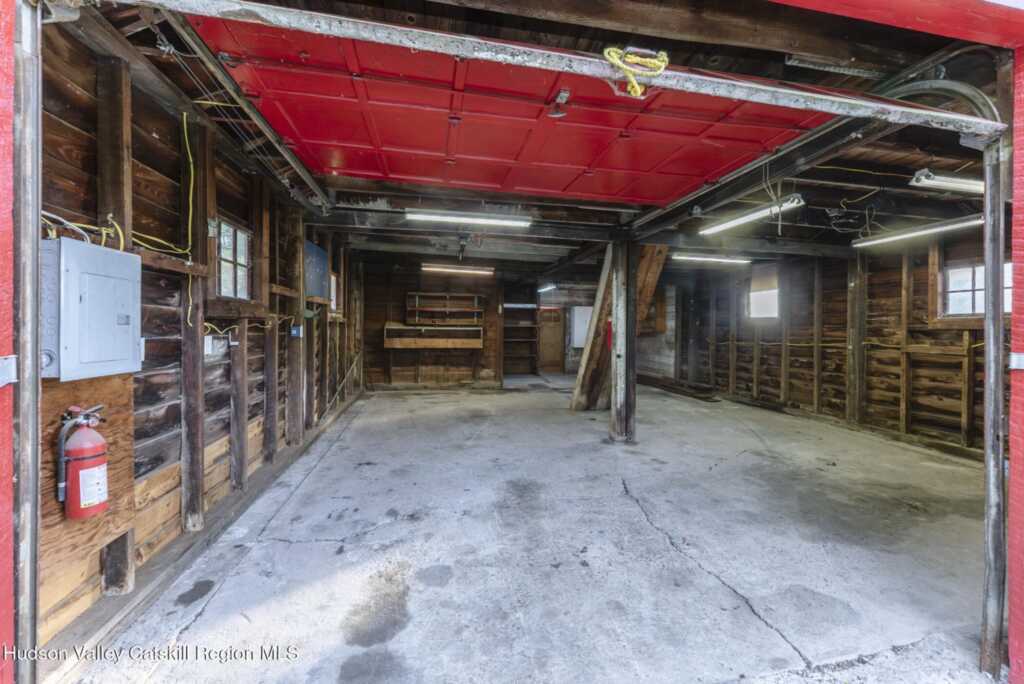 12 Zandhoek Road, Hurley, NY 12443 - Photo 43 of 47