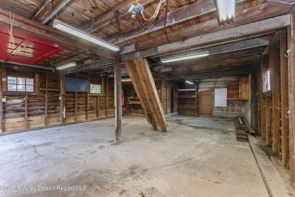 12 Zandhoek Road, Hurley, NY 12443 - Photo 44 of 47