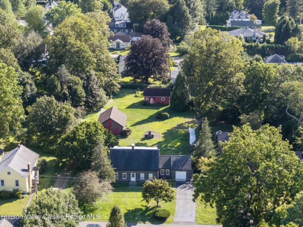 12 Zandhoek Road, Hurley, NY 12443 - Photo 5 of 47