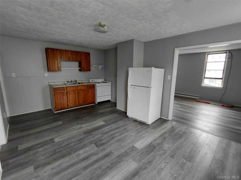 76 Hoffman Street, Unit #1, Kingston, NY 12401 - Photo 7 of 8