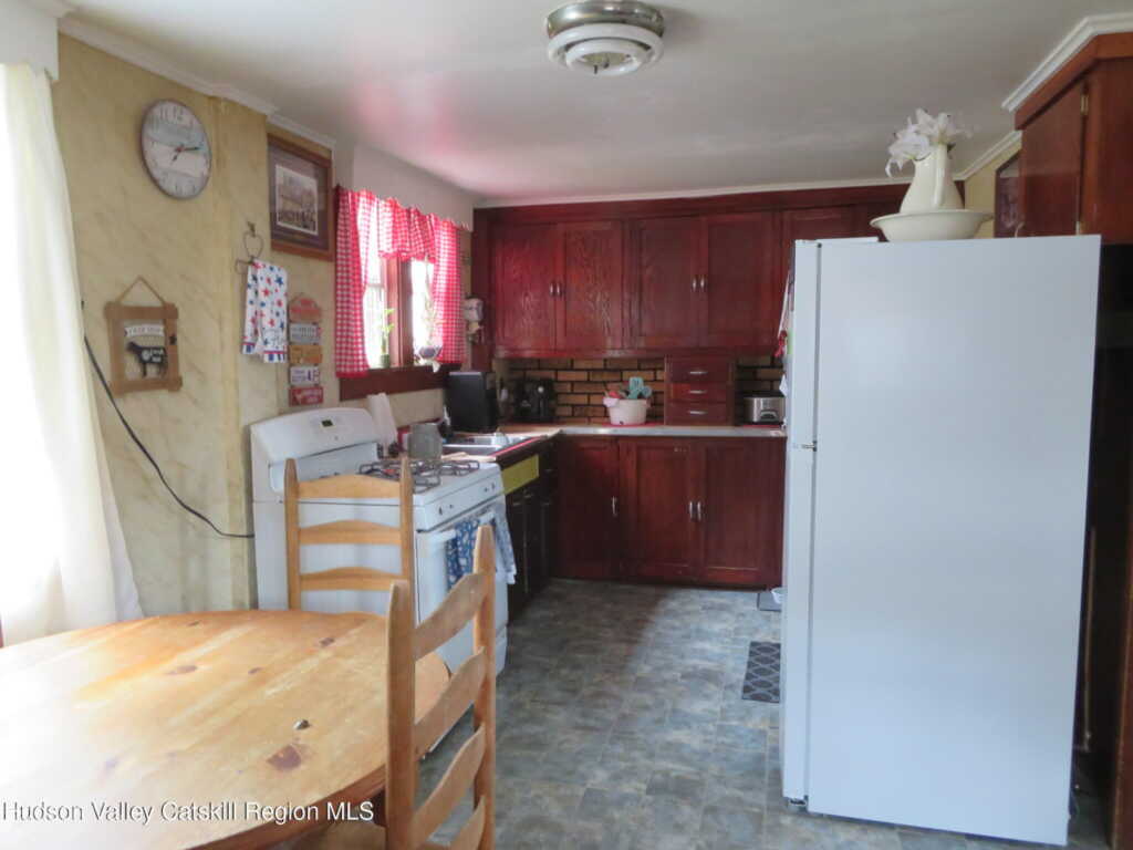 52 Hanratty Street, Kingston, NY 12401 - Photo 13 of 42