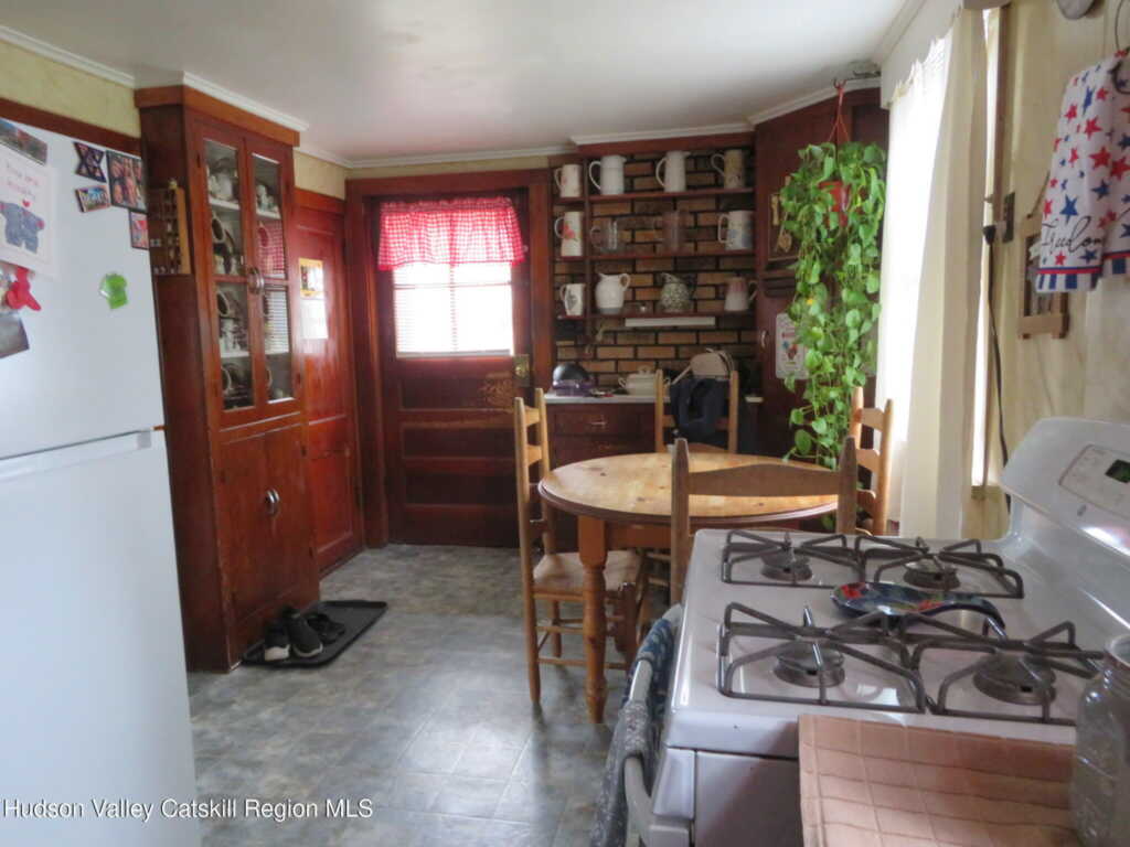52 Hanratty Street, Kingston, NY 12401 - Photo 14 of 42
