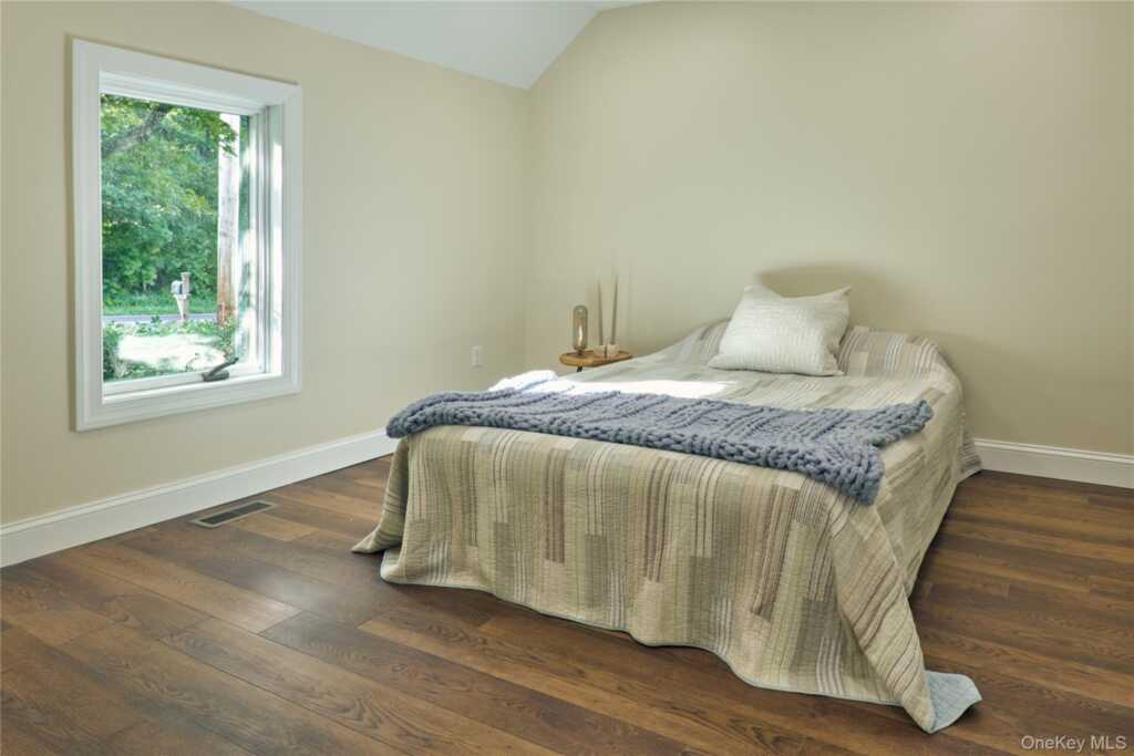 536 River Road, Rhinebeck, NY 12572 - Photo 10 of 24
