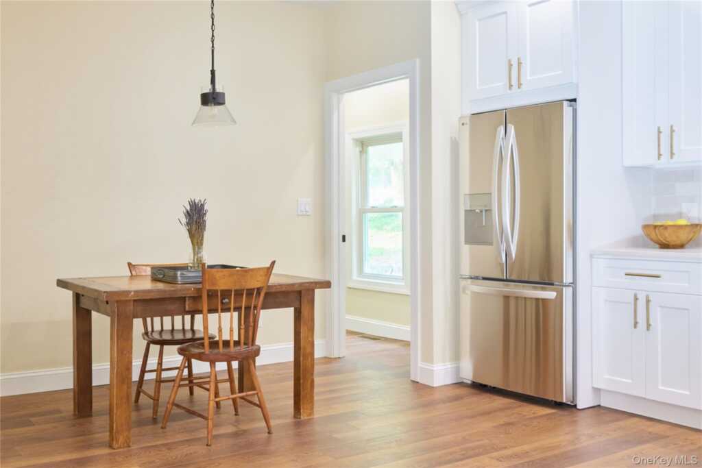 536 River Road, Rhinebeck, NY 12572 - Photo 9 of 24