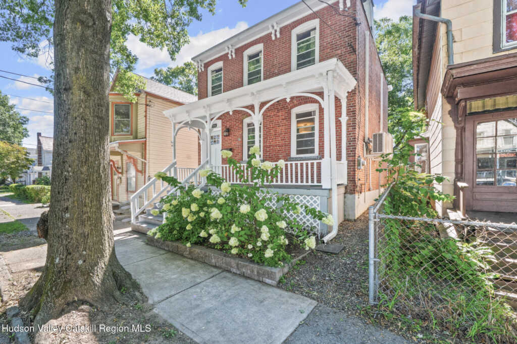 136 Cedar Street, Kingston, NY 12401