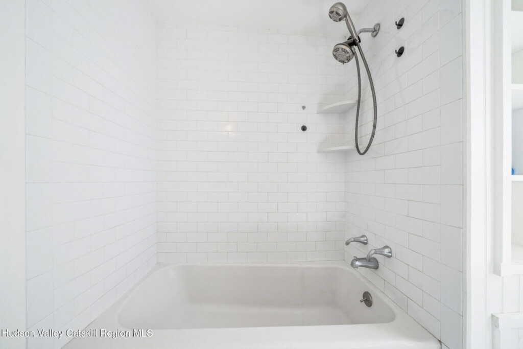 136 Cedar Street, Kingston, NY 12401 - Photo 16 of 23