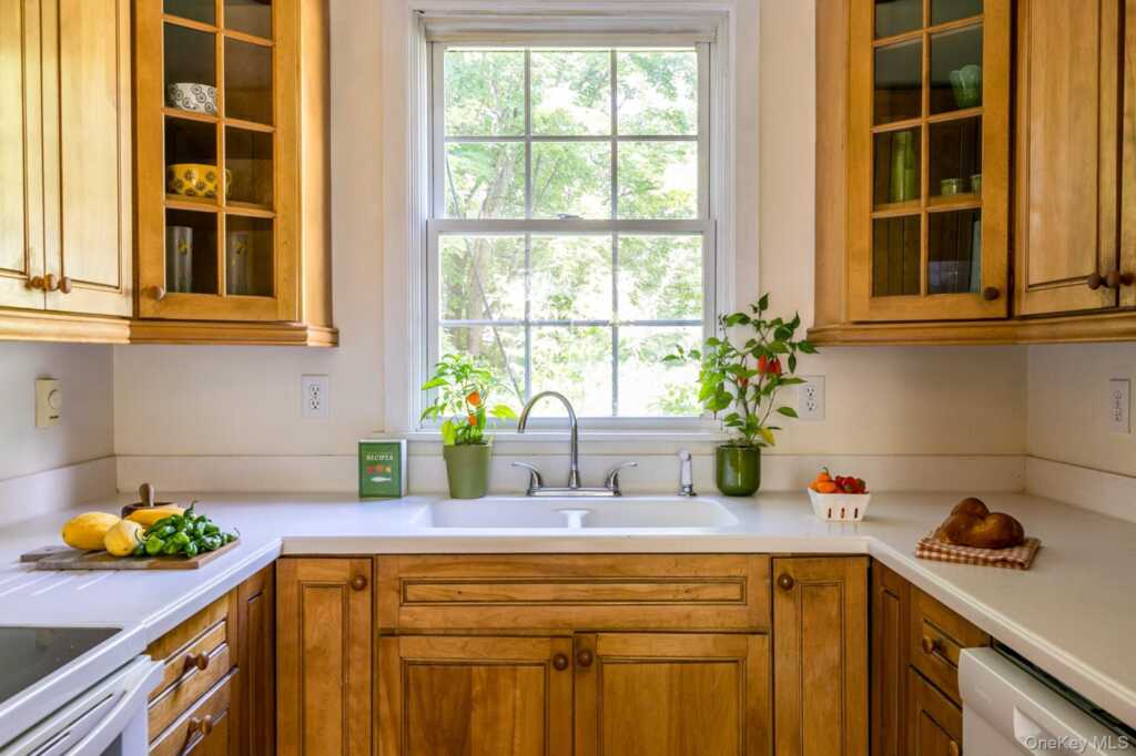 36-38 Ohayo Mountain, Woodstock, NY 12498 - Photo 8 of 25