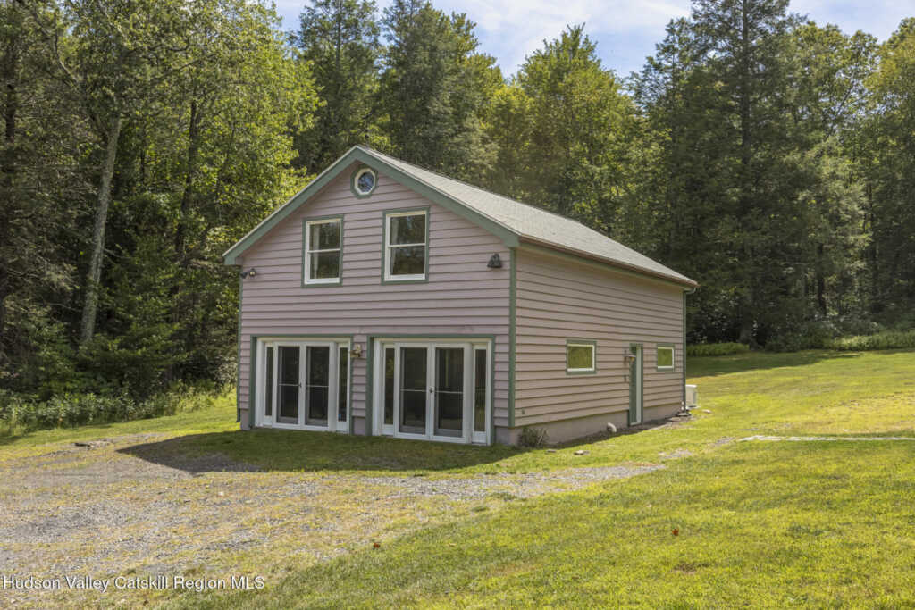 128 Newcut Road, Woodstock, NY 12498 - Photo 36 of 50