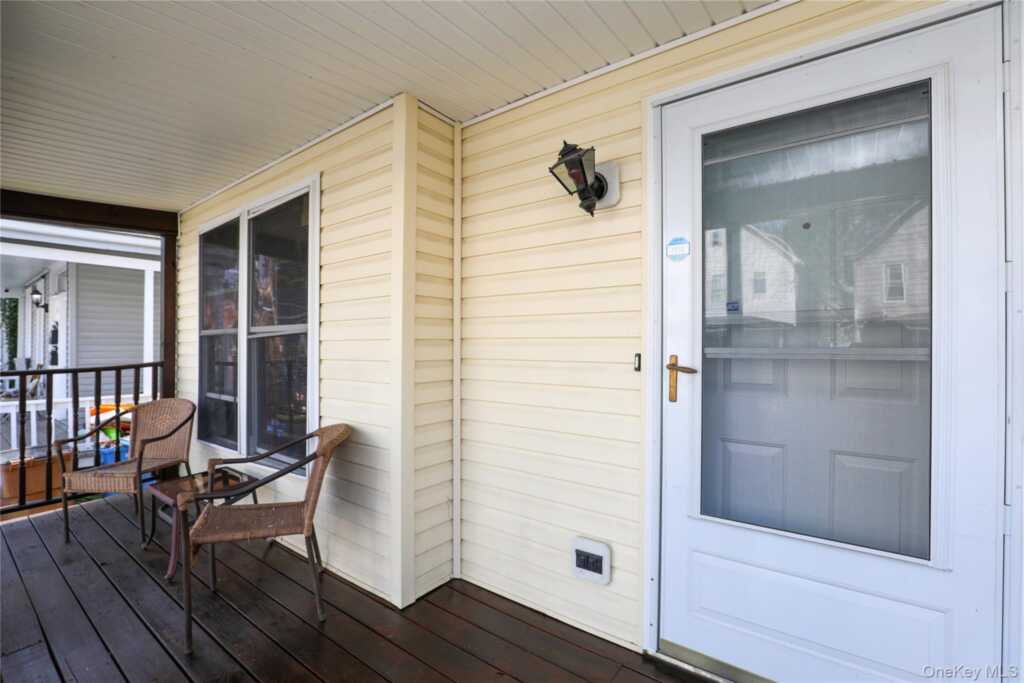 58 Vanburen Street, Kingston, NY 12401 - Photo 2 of 19