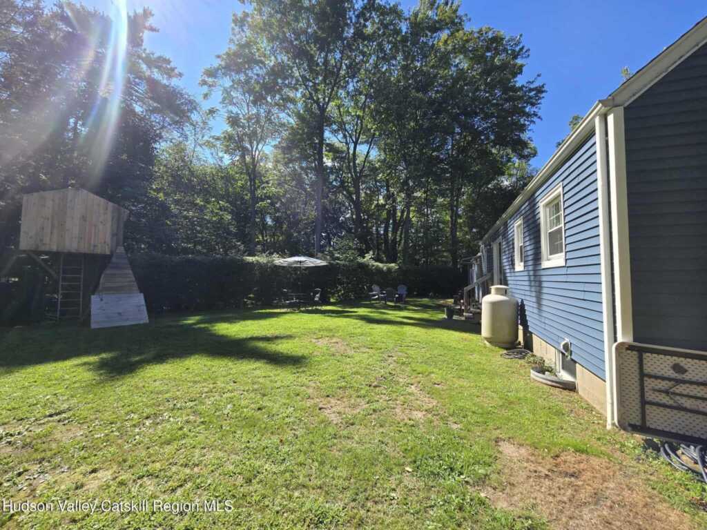 610 Oakwood Drive, Kingston, NY 12401 - Photo 25 of 28
