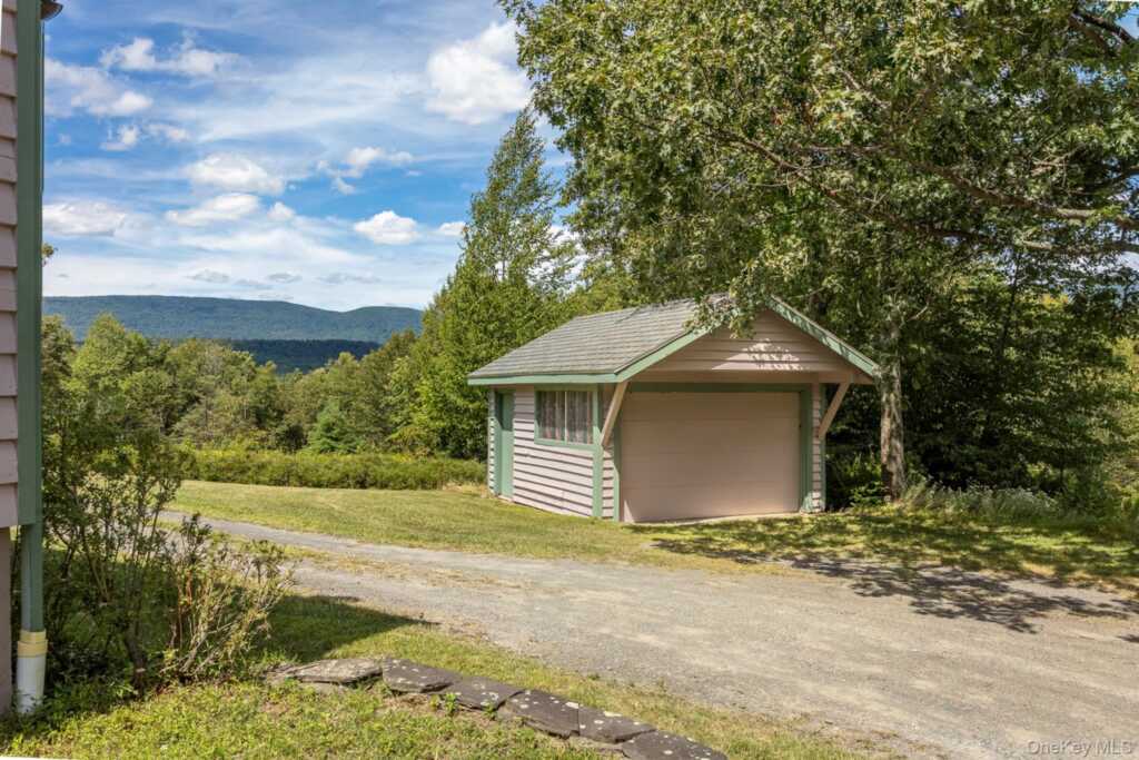 128 Newcut Road, Woodstock, NY 12498 - Photo 34 of 50