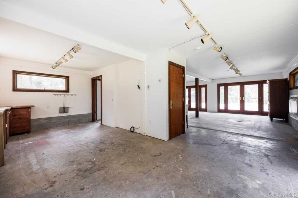 128 Newcut Road, Woodstock, NY 12498 - Photo 42 of 50