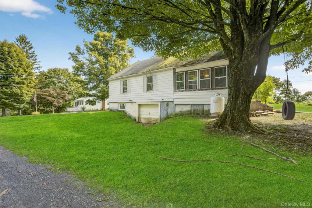 15 Dachenhausen Lane, Kingston, NY 12475 - Photo 2 of 40