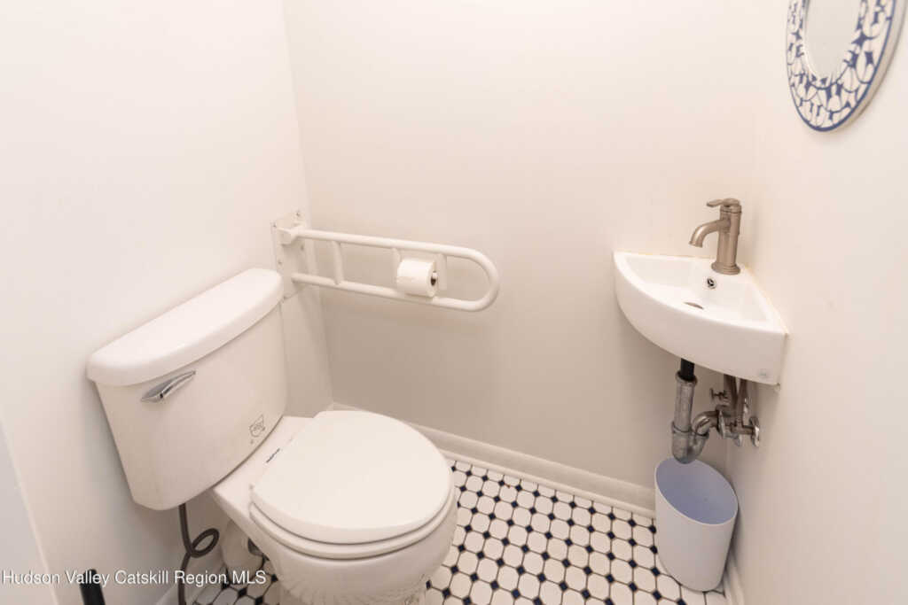 513 Roberts Court, Hurley, NY 12443 - Photo 19 of 50