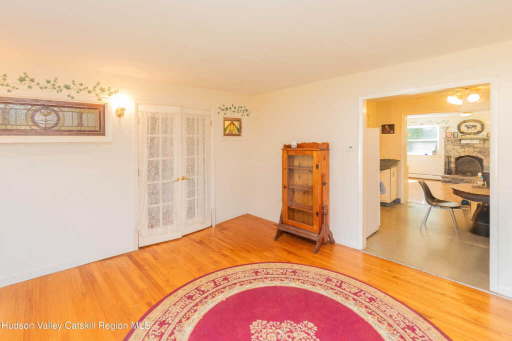 513 Roberts Court, Hurley, NY 12443 - Photo 9 of 50