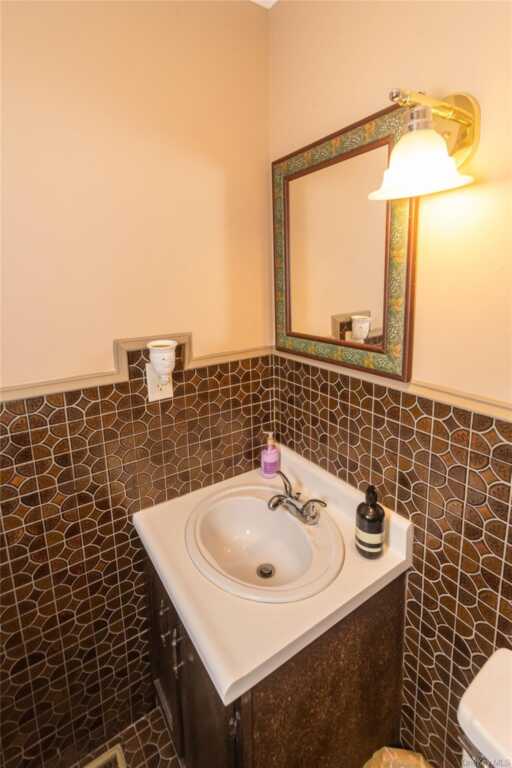 258 Village Court, Kingston, NY 12401 - Photo 19 of 41