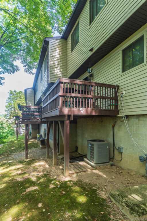 258 Village Court, Kingston, NY 12401 - Photo 35 of 41