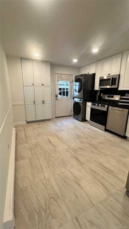 34 Ashland Street, Unit #Left, New Rochelle, NY 10801 - Photo 10 of 17