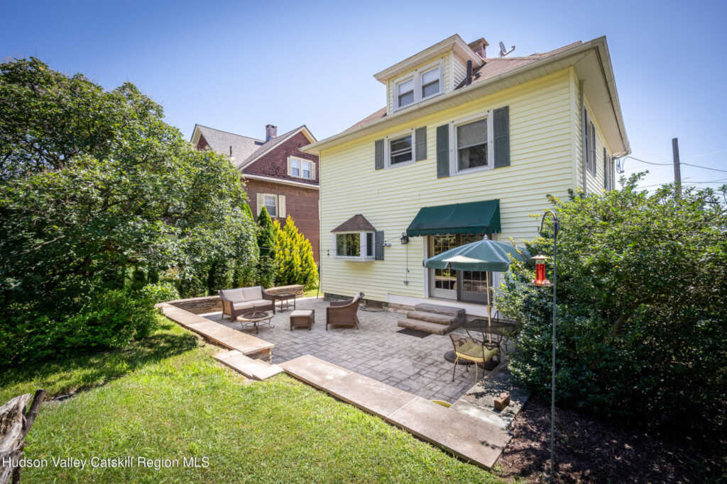 277 Chestnut Street, Kingston, NY 12401 - Photo 24 of 30