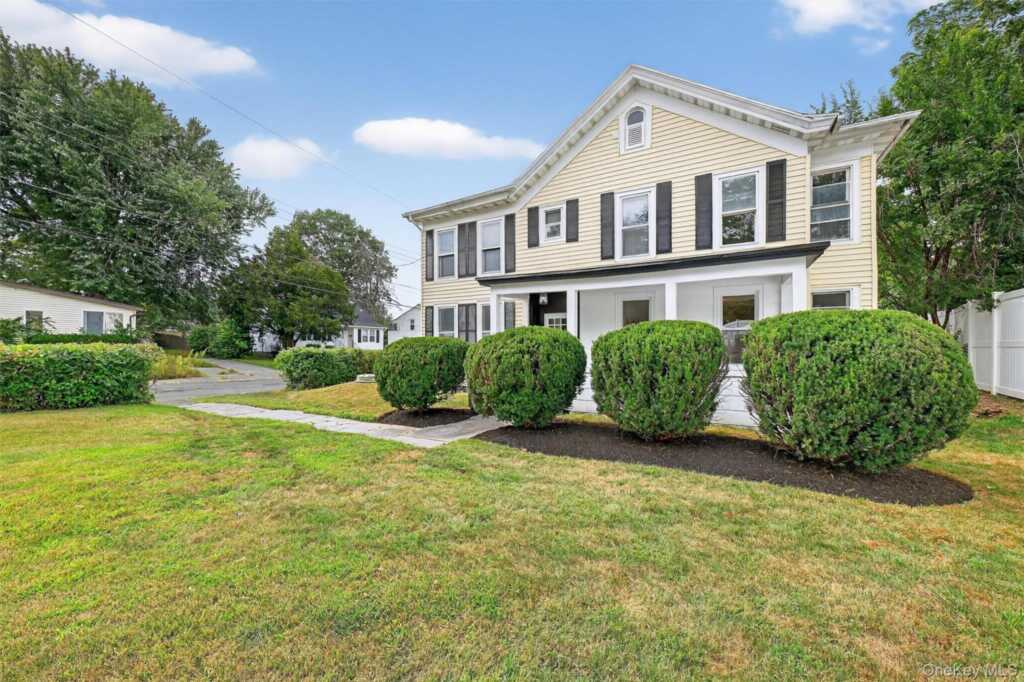 345 Lucas Avenue, Kingston, NY 12401 - Photo 3 of 41