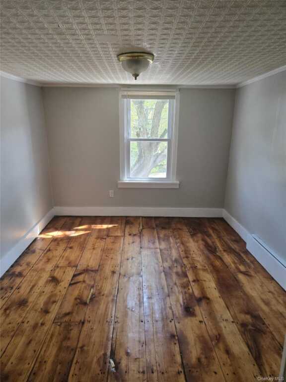 343 Washington Avenue, Kingston, NY 12401 - Photo 17 of 19