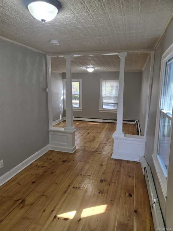 343 Washington Avenue, Kingston, NY 12401 - Photo 6 of 19