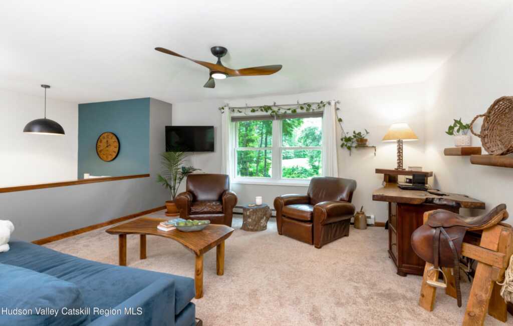 424 Tongore Way Way, Kingston, NY 12401 - Photo 3 of 46